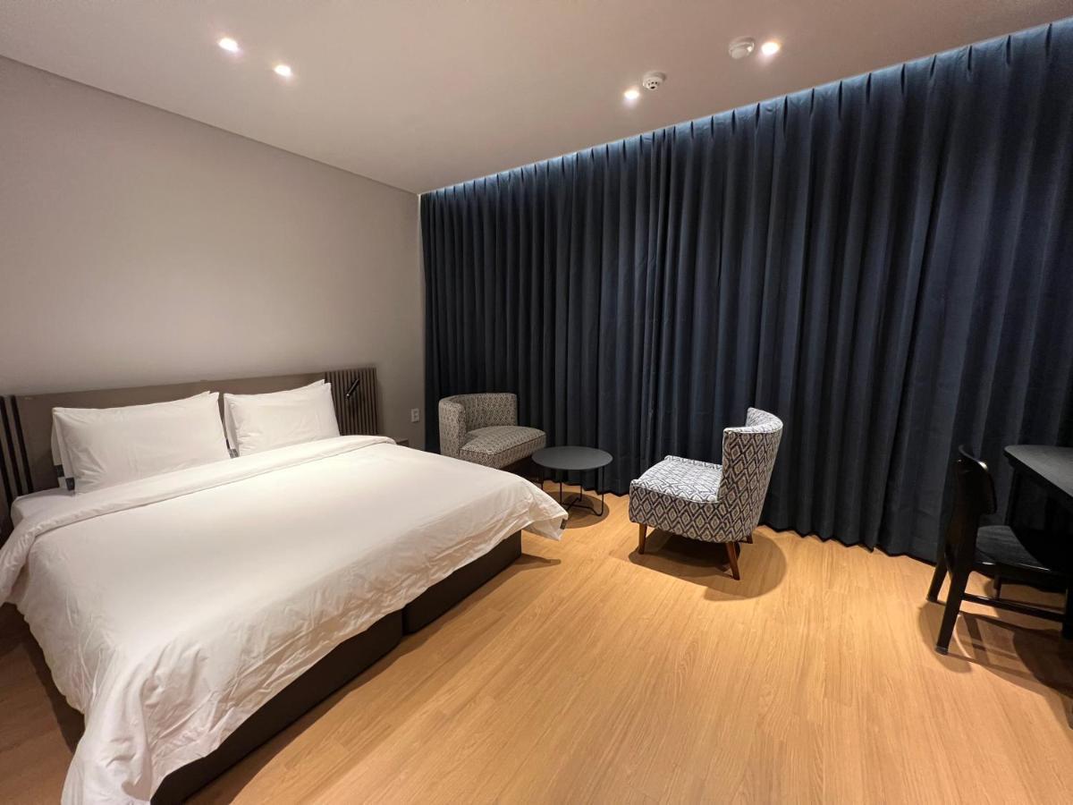 Jinhae Intercity Hotel Changwon Zewnętrze zdjęcie