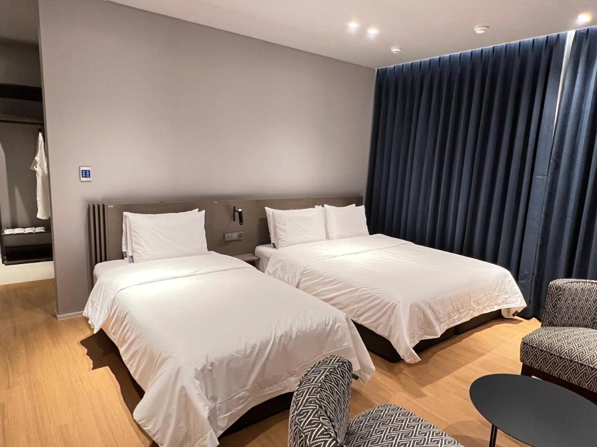 Jinhae Intercity Hotel Changwon Zewnętrze zdjęcie